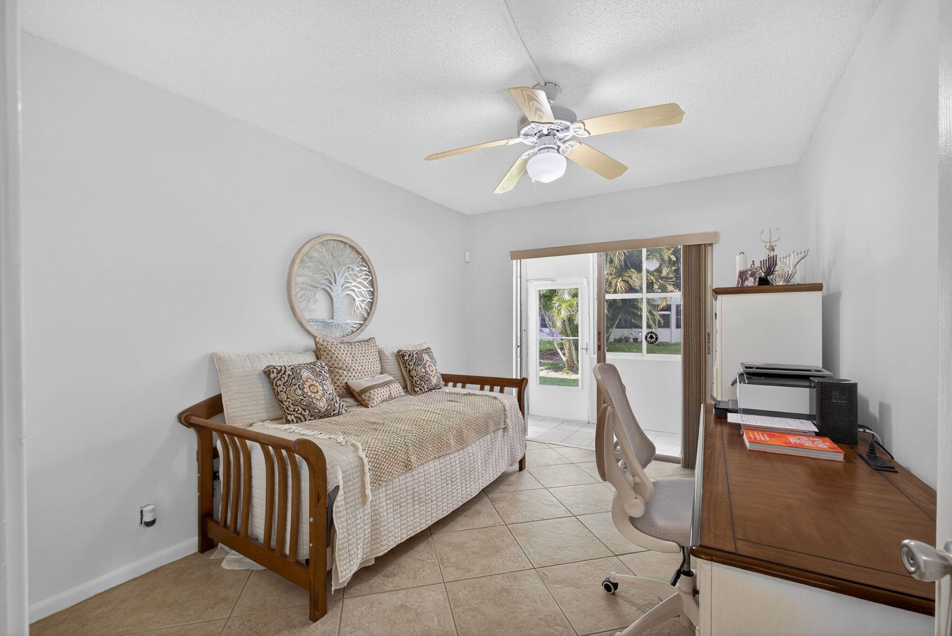 144 Dorchester G, West Palm Beach, FL 33417 Photo