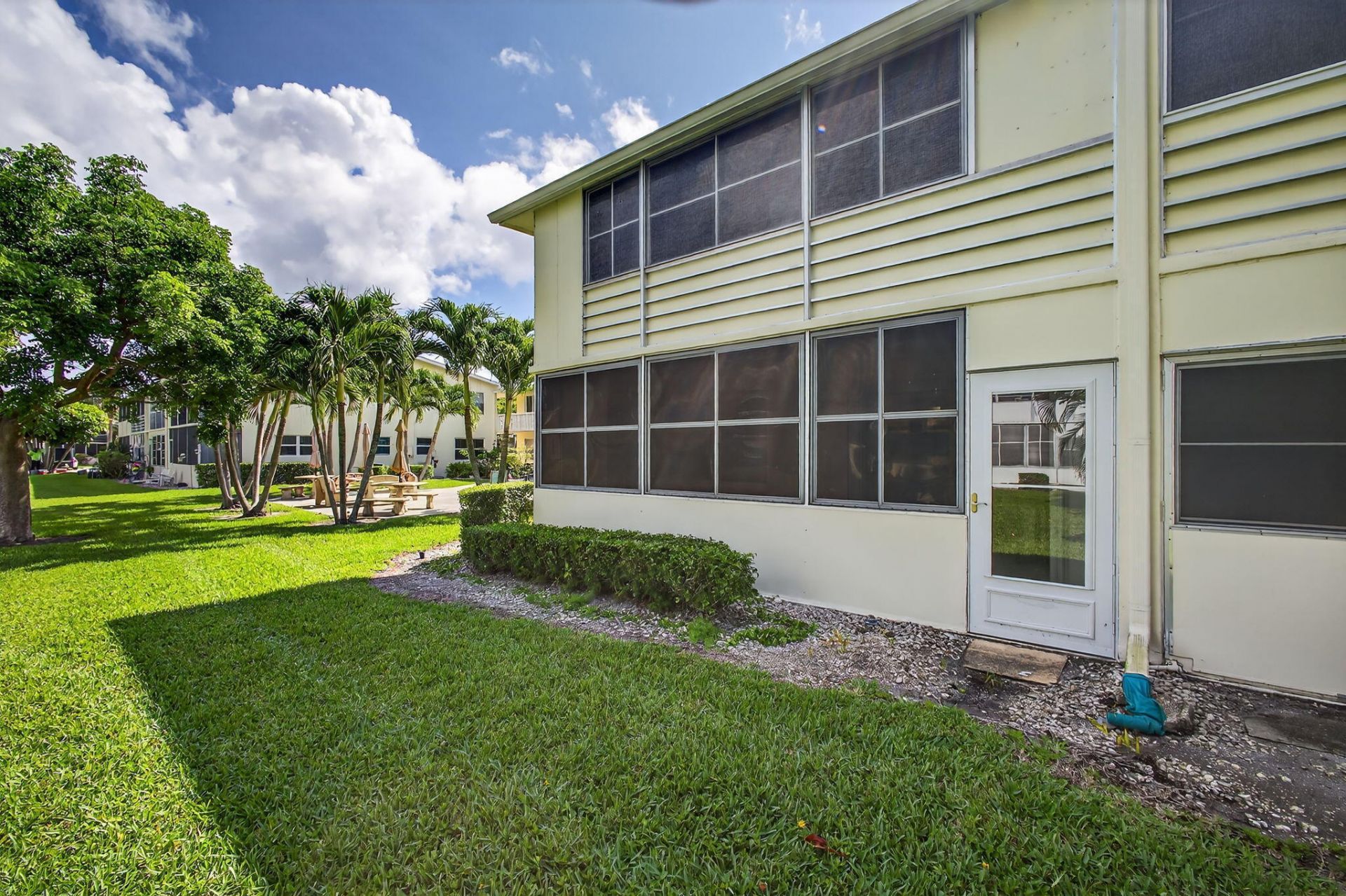 144 Dorchester G, West Palm Beach, FL 33417 Photo