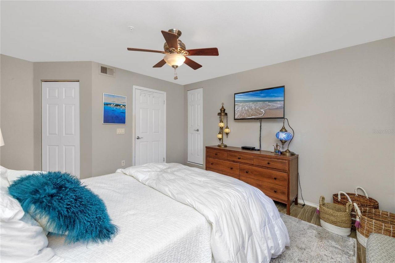 2400 Feather Sound Drive, Unit 1236, Clearwater, FL 33762 Photo