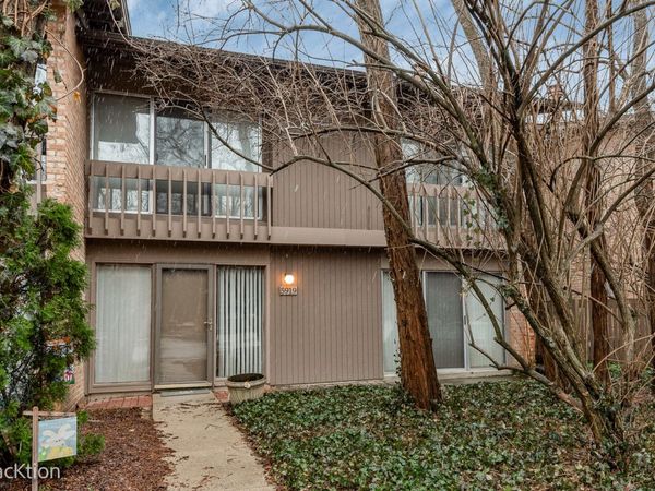 5919 Oakwood Drive , Unit 141F, Lisle, IL 60532