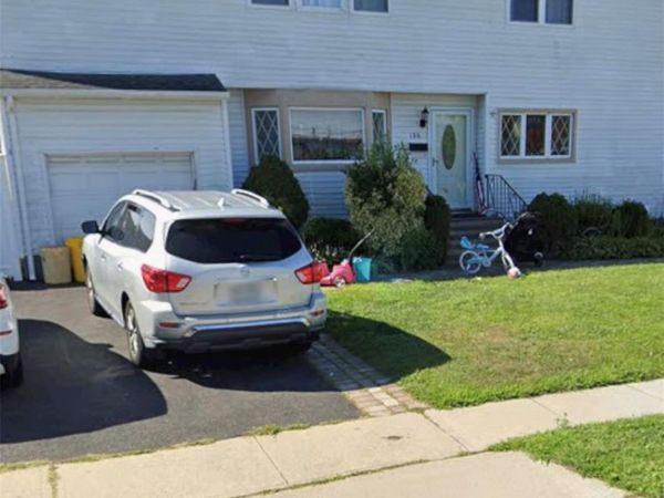 196 N Nassau Avenue, Massapequa, NY 11758