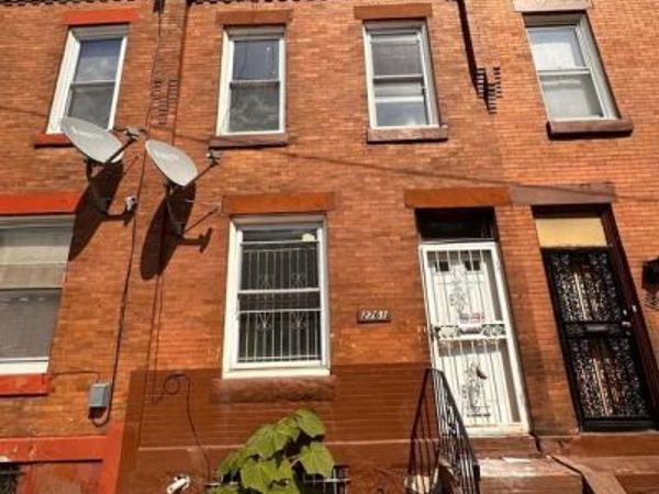 2761 N TAYLOR STREET, PHILADELPHIA, PA 19132