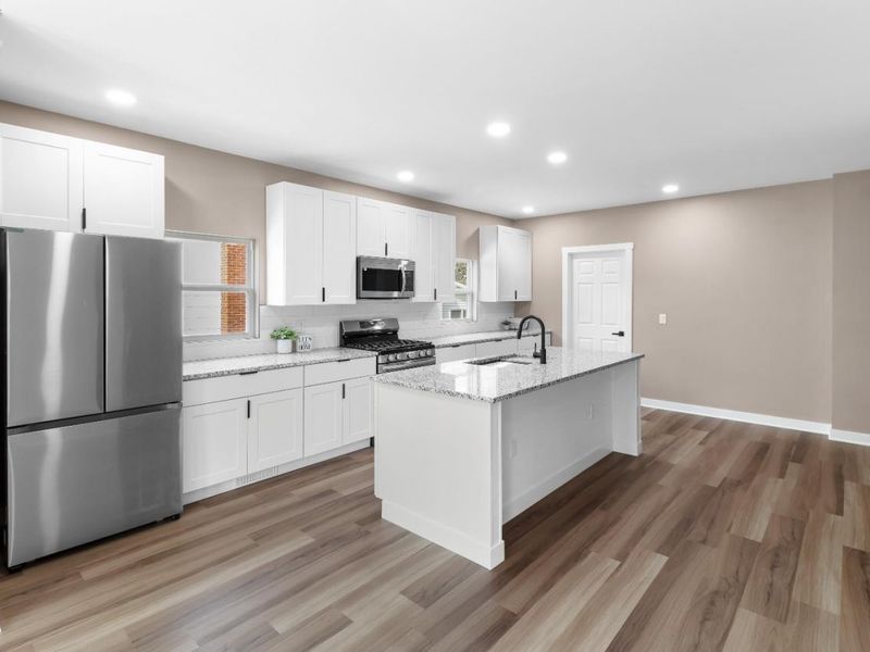 817 E Main Street, Bellevue, OH 44811 Photo 11