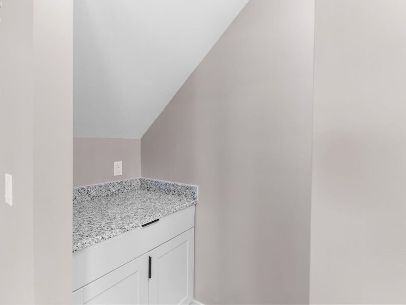 817 E Main Street, Bellevue, OH 44811 Photo 15