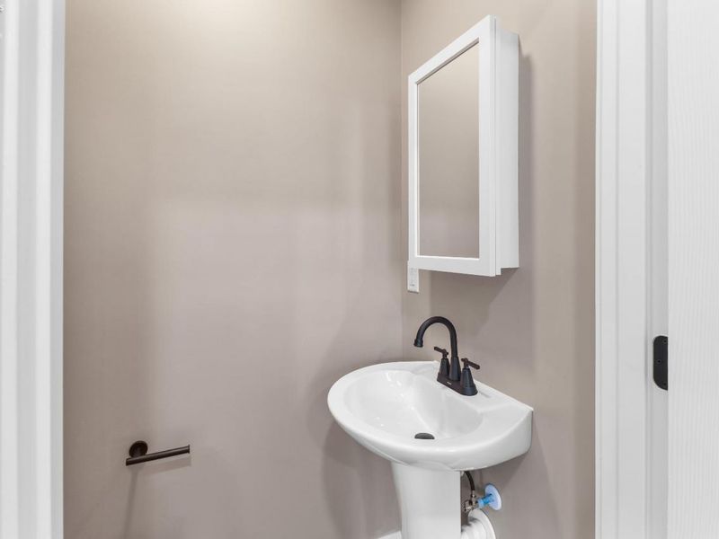 817 E Main Street, Bellevue, OH 44811 Photo 17