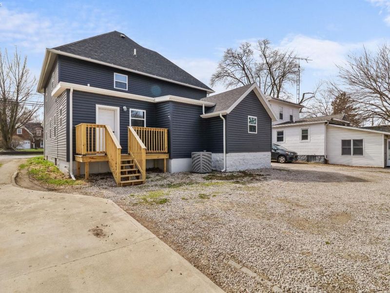 817 E Main Street, Bellevue, OH 44811 Photo 34