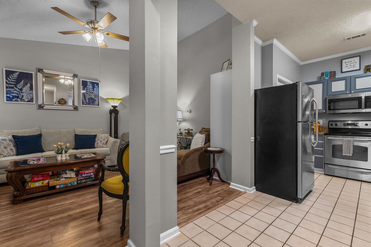 9734 Leyland Dr. Photo 12