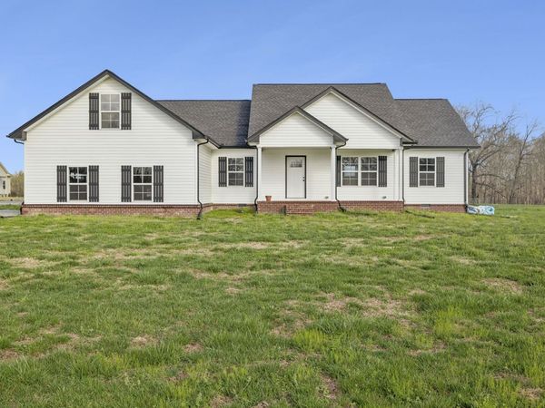 383 Old Coleytown Ln , Lafayette, TN 37083