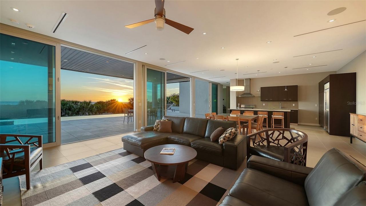 160 Whittier Drive, Sarasota, FL 34236 Photo