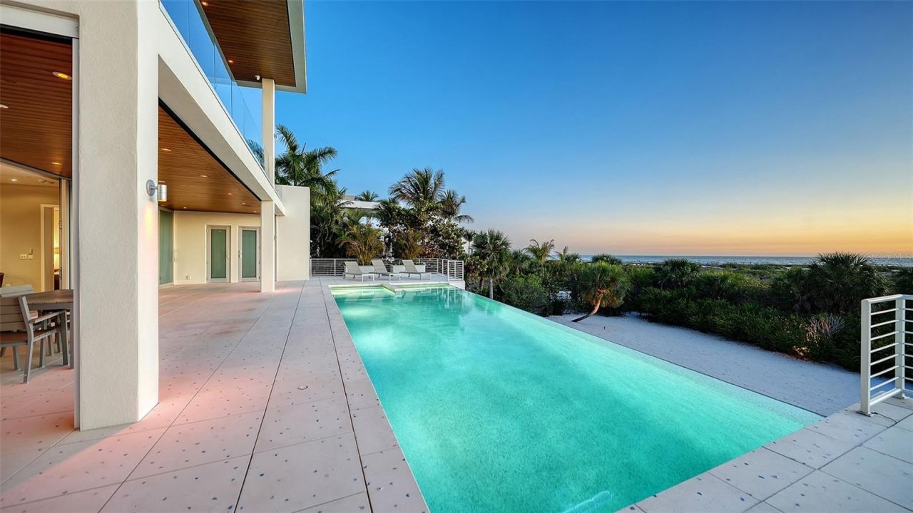 160 Whittier Drive, Sarasota, FL 34236 Photo