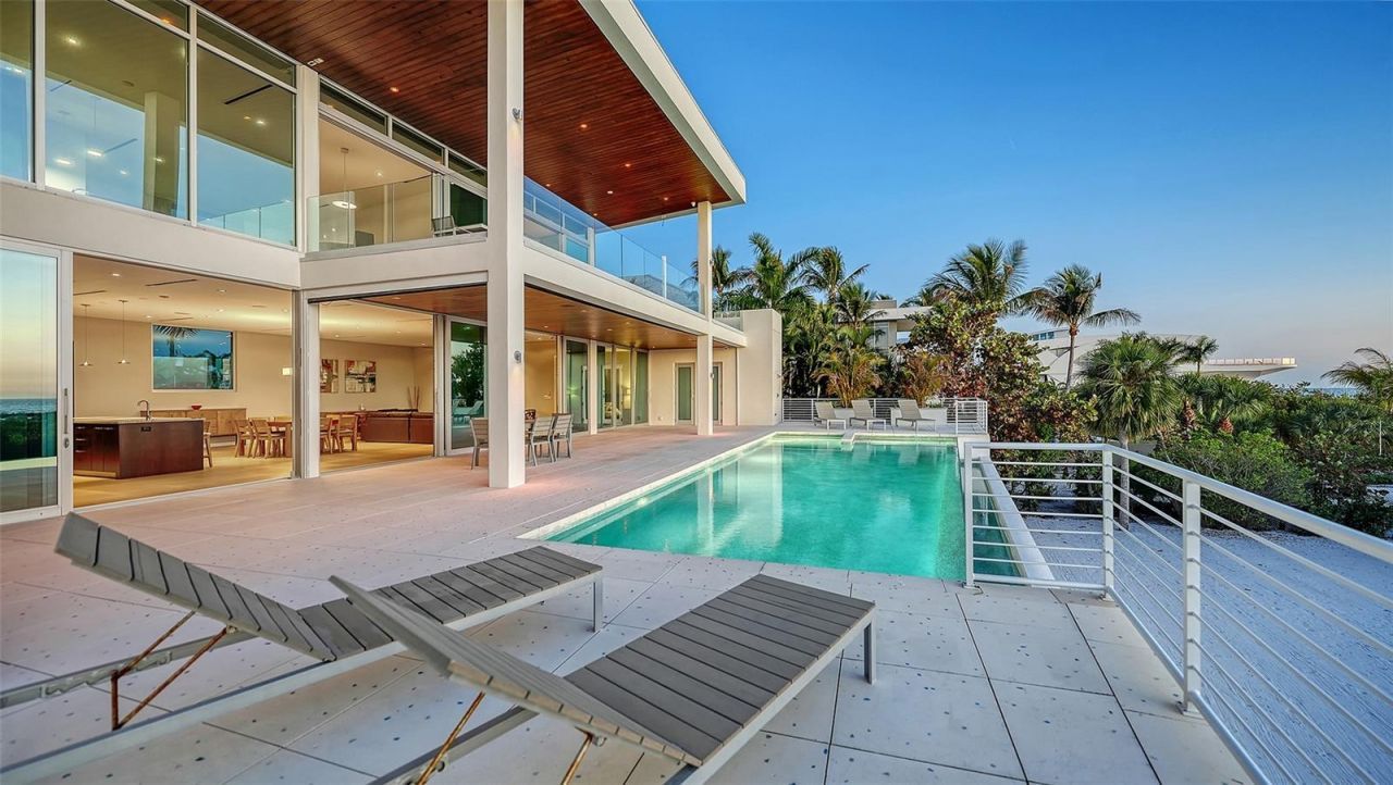 160 Whittier Drive, Sarasota, FL 34236 Photo