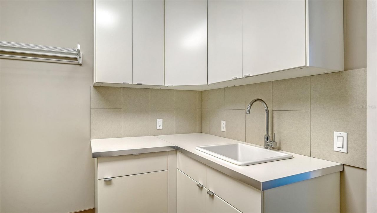 160 Whittier Drive, Sarasota, FL 34236 Photo