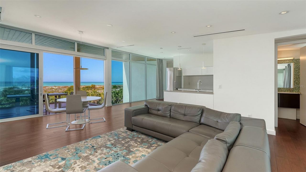 160 Whittier Drive, Sarasota, FL 34236 Photo