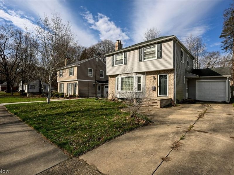 202 Westover Drive , Akron, OH 44313 Photo 3