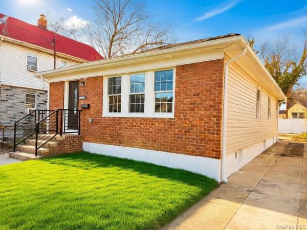 12323 Milburn Street , Springfield Gardens, NY 11413