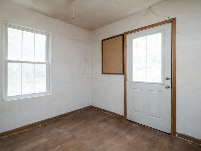 3453 Eisenhower Road, Columbus, OH 43224 Photo 13