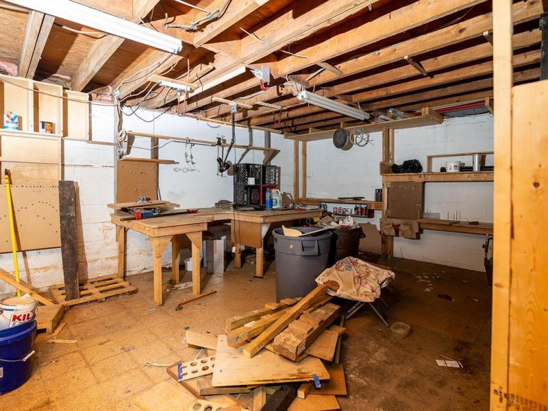 3453 Eisenhower Road, Columbus, OH 43224 Photo 18