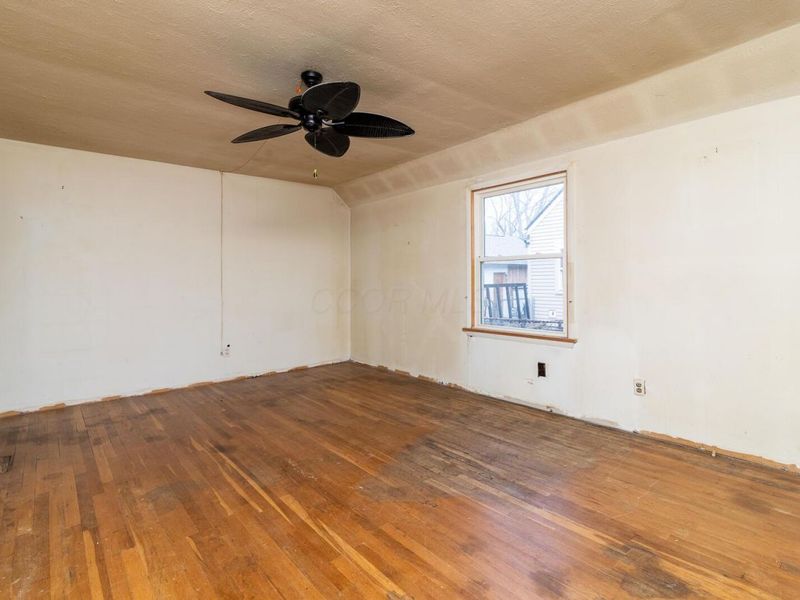 3453 Eisenhower Road, Columbus, OH 43224 Photo 2