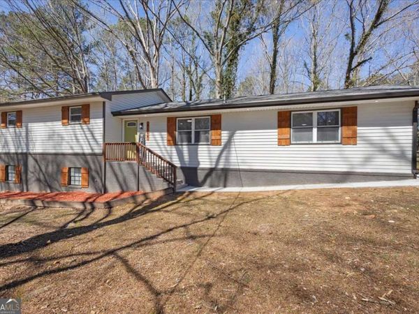 2166 Chestnut Place, Lithia Springs, GA 30122