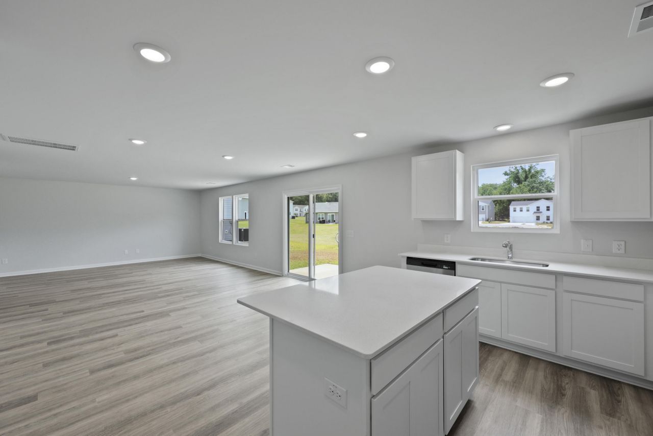 7063 Windham Way Photo 7