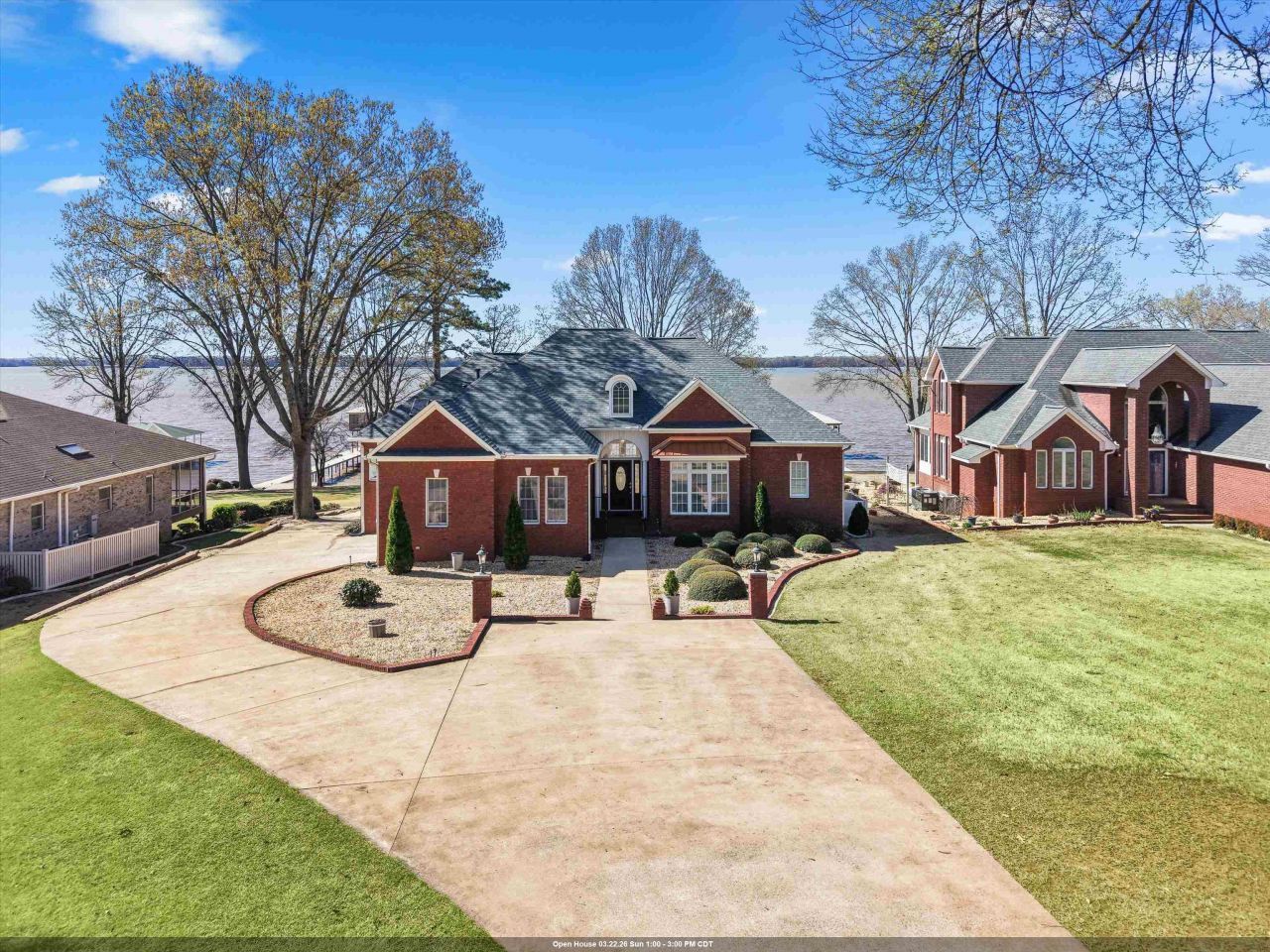 12632 Lookingbill Ln Athens, AL 00000