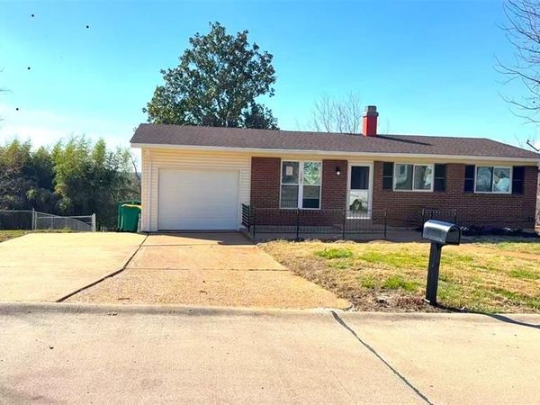 1007 Sunridge Trail , Pevely, MO 63070