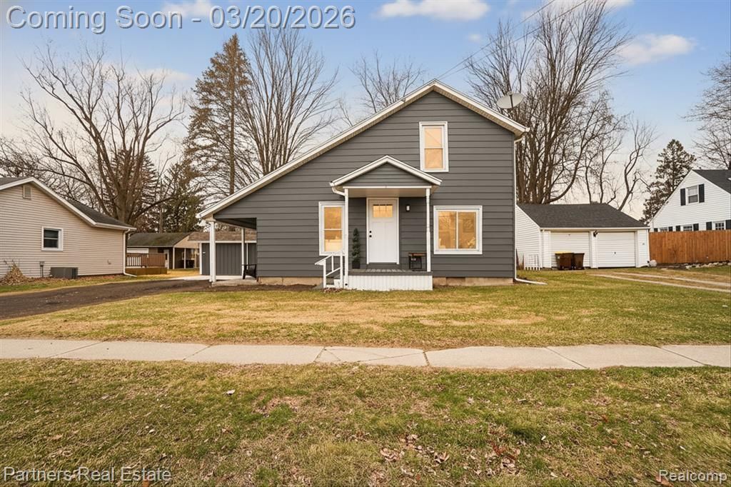 718 W Grand River Avenue, Williamston, MI 48895 Main Photo