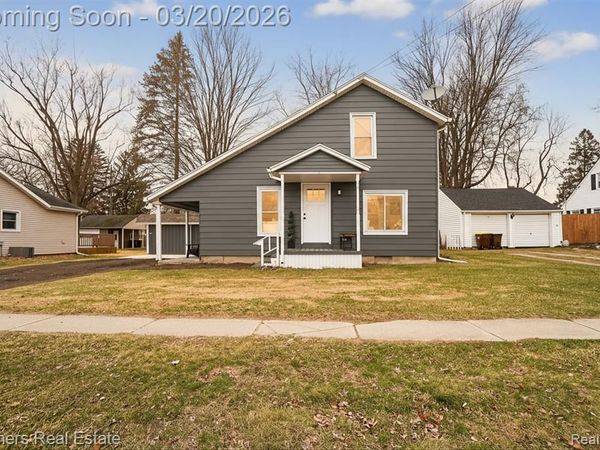 718 W Grand River Avenue, Williamston, MI 48895