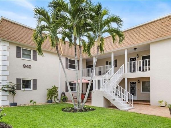 940 3rd ST S, Unit 201, NAPLES, FL 34102