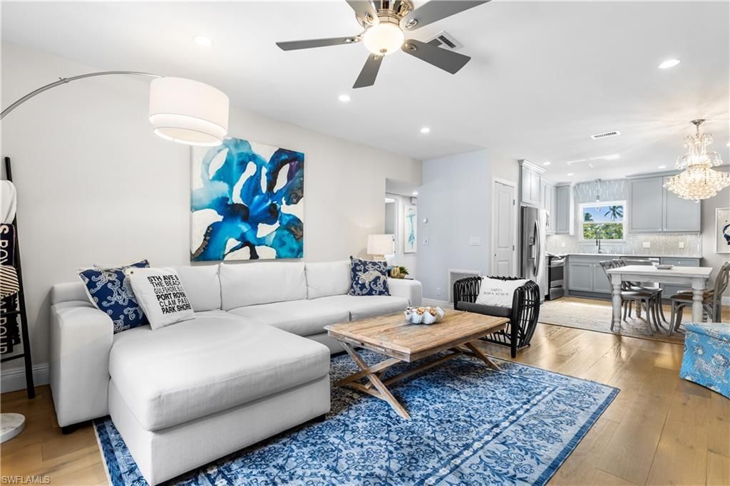 940 3rd St S, Unit 201, Naples, FL 34102 Photo