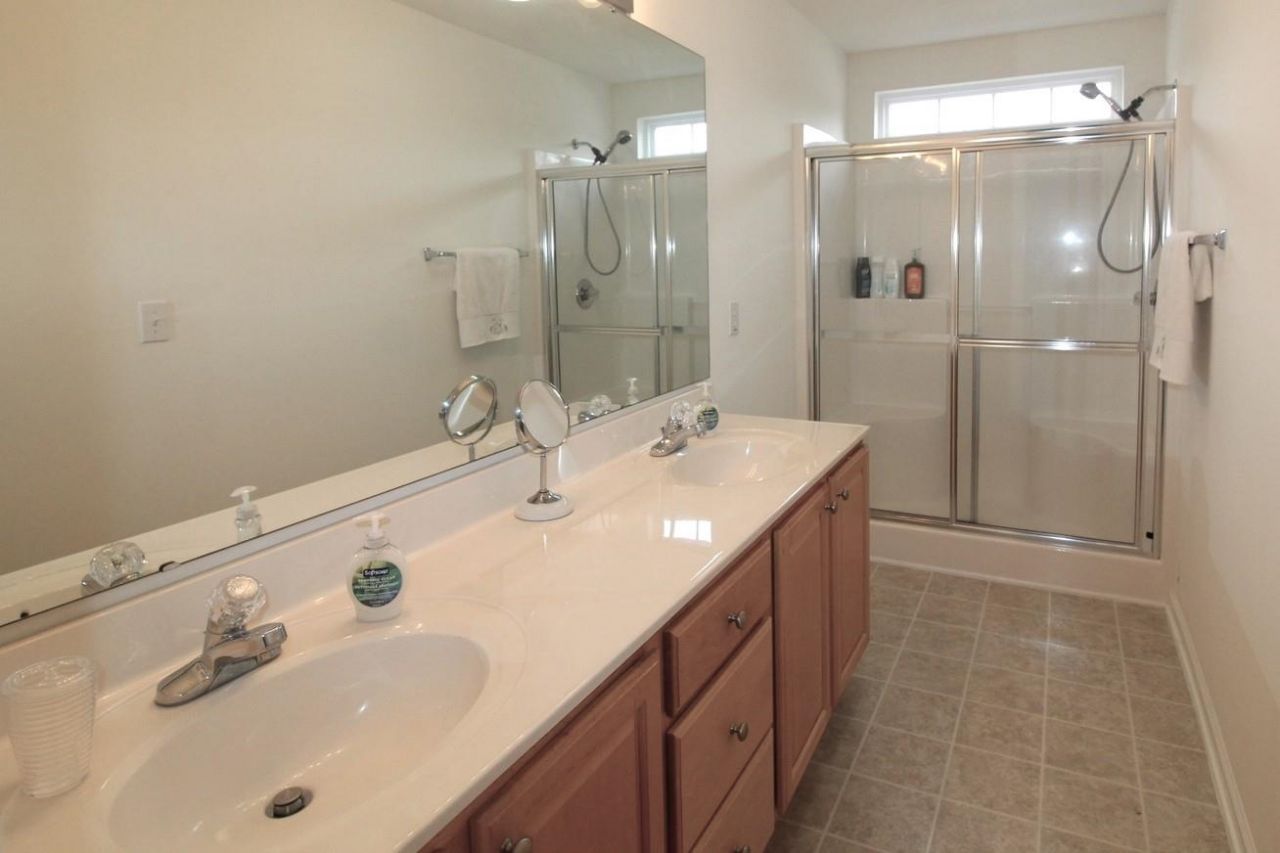 4676 Fringetree Dr. Photo 16