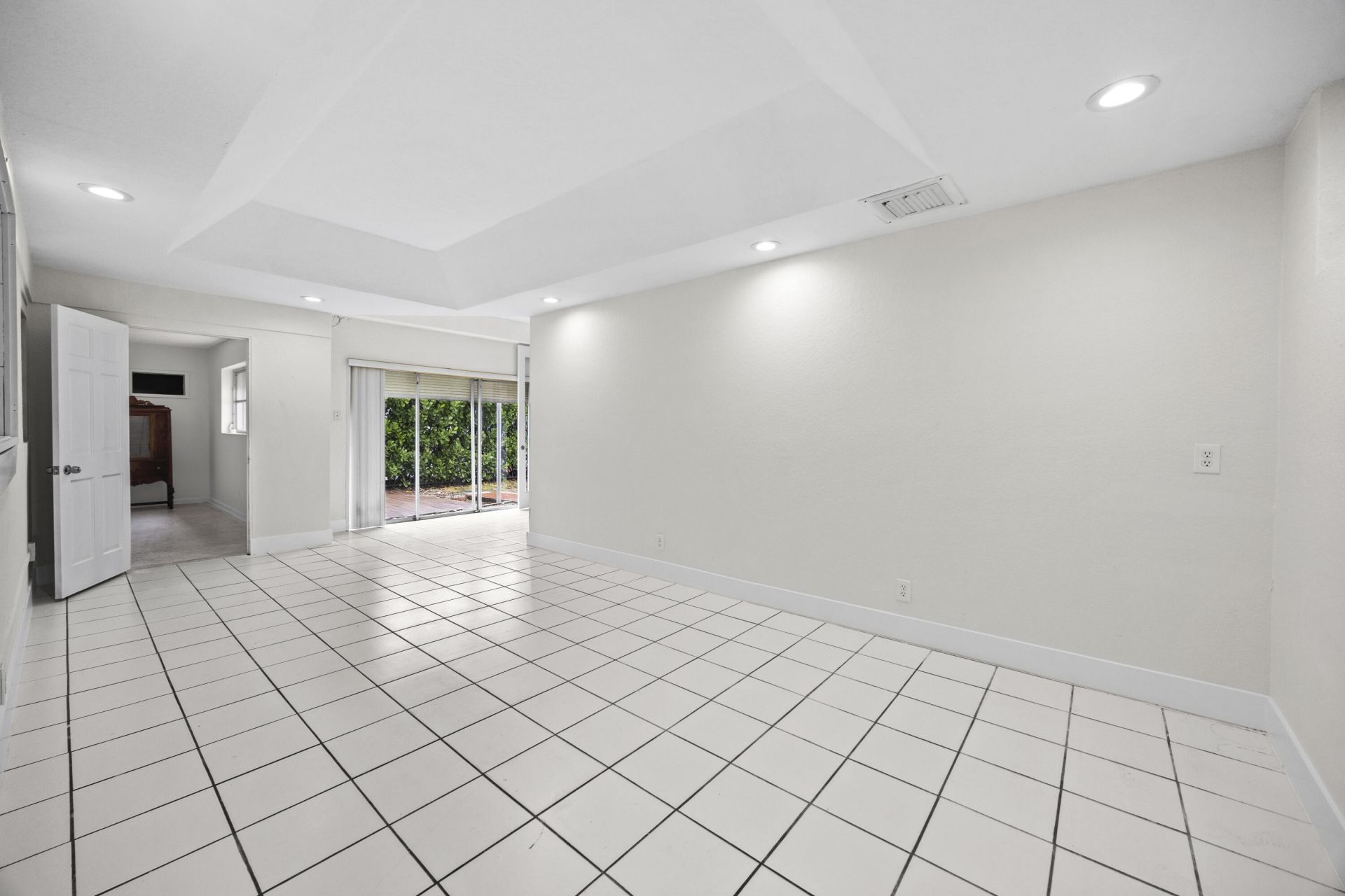 1828 N Palmway, Lake Worth Beach, FL 33460 Photo