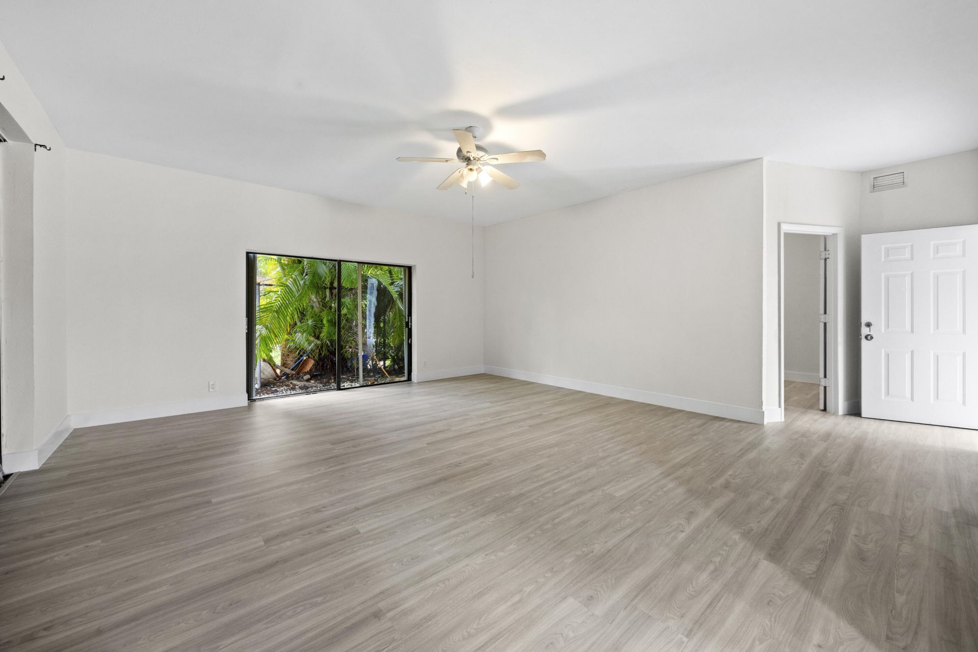 1828 N Palmway, Lake Worth Beach, FL 33460 Photo