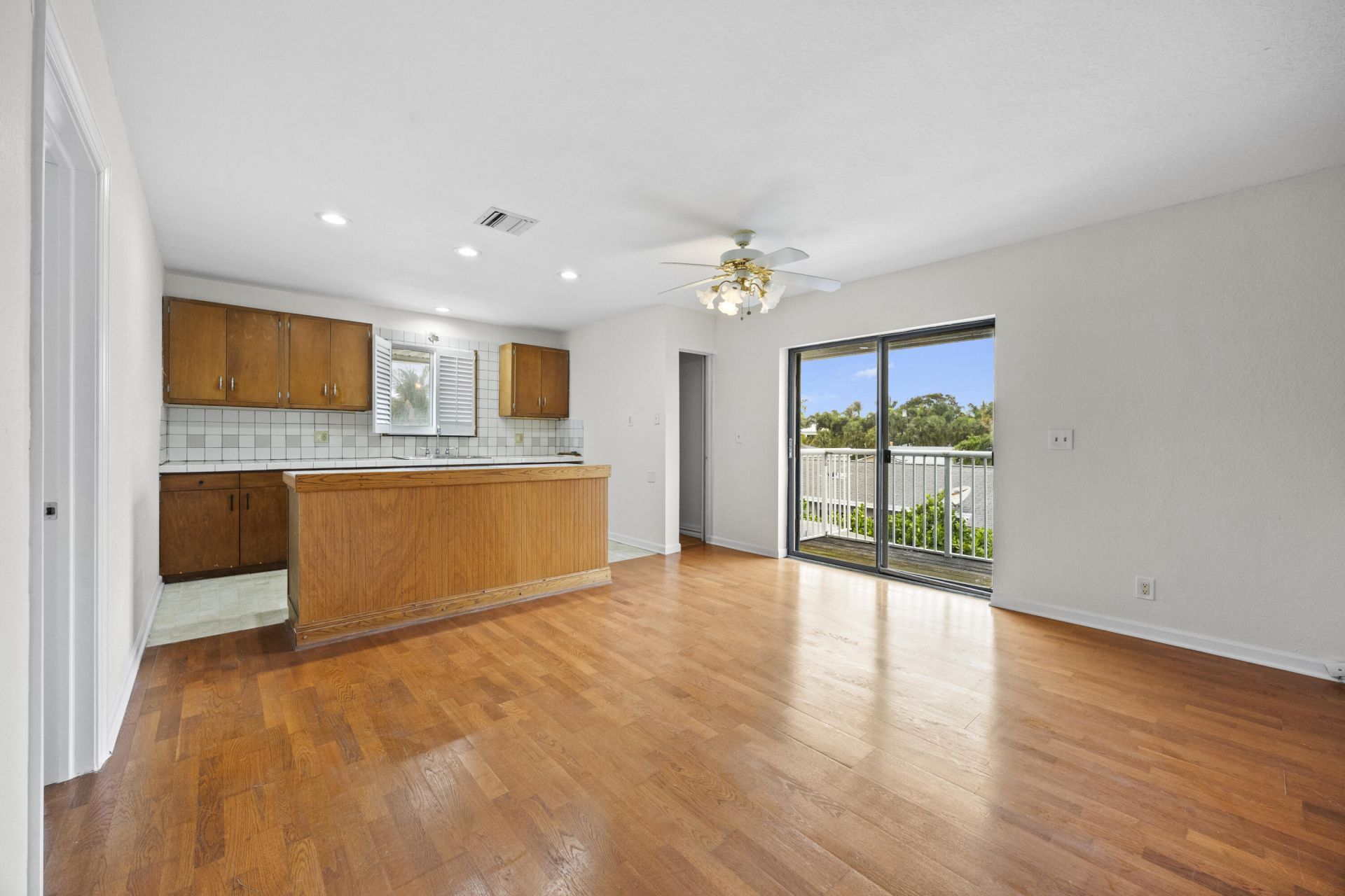 1828 N Palmway, Lake Worth Beach, FL 33460 Photo