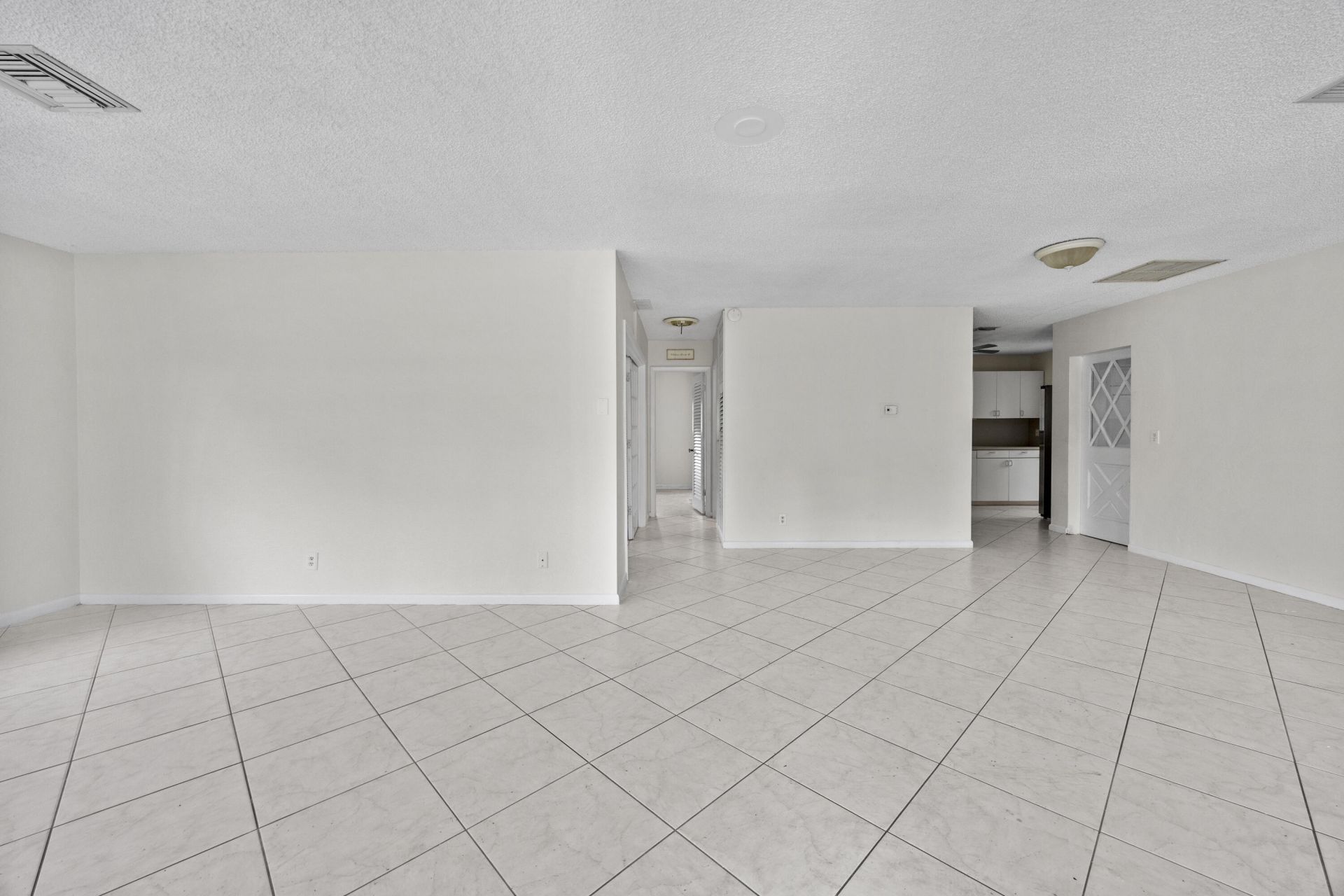 1828 N Palmway, Lake Worth Beach, FL 33460 Photo
