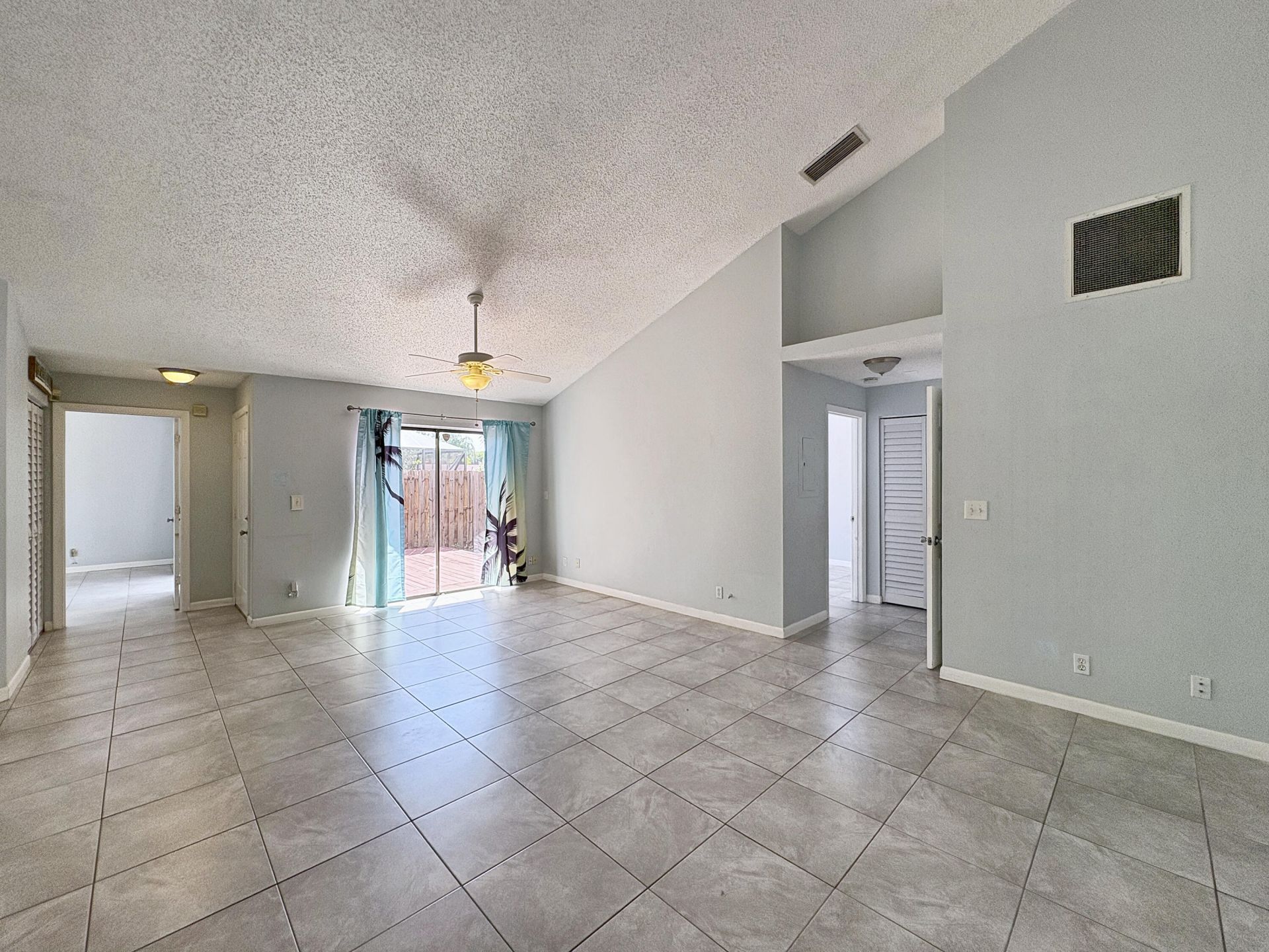4373 Woodstock Drive, Unit D, West Palm Beach, FL 33409 Photo
