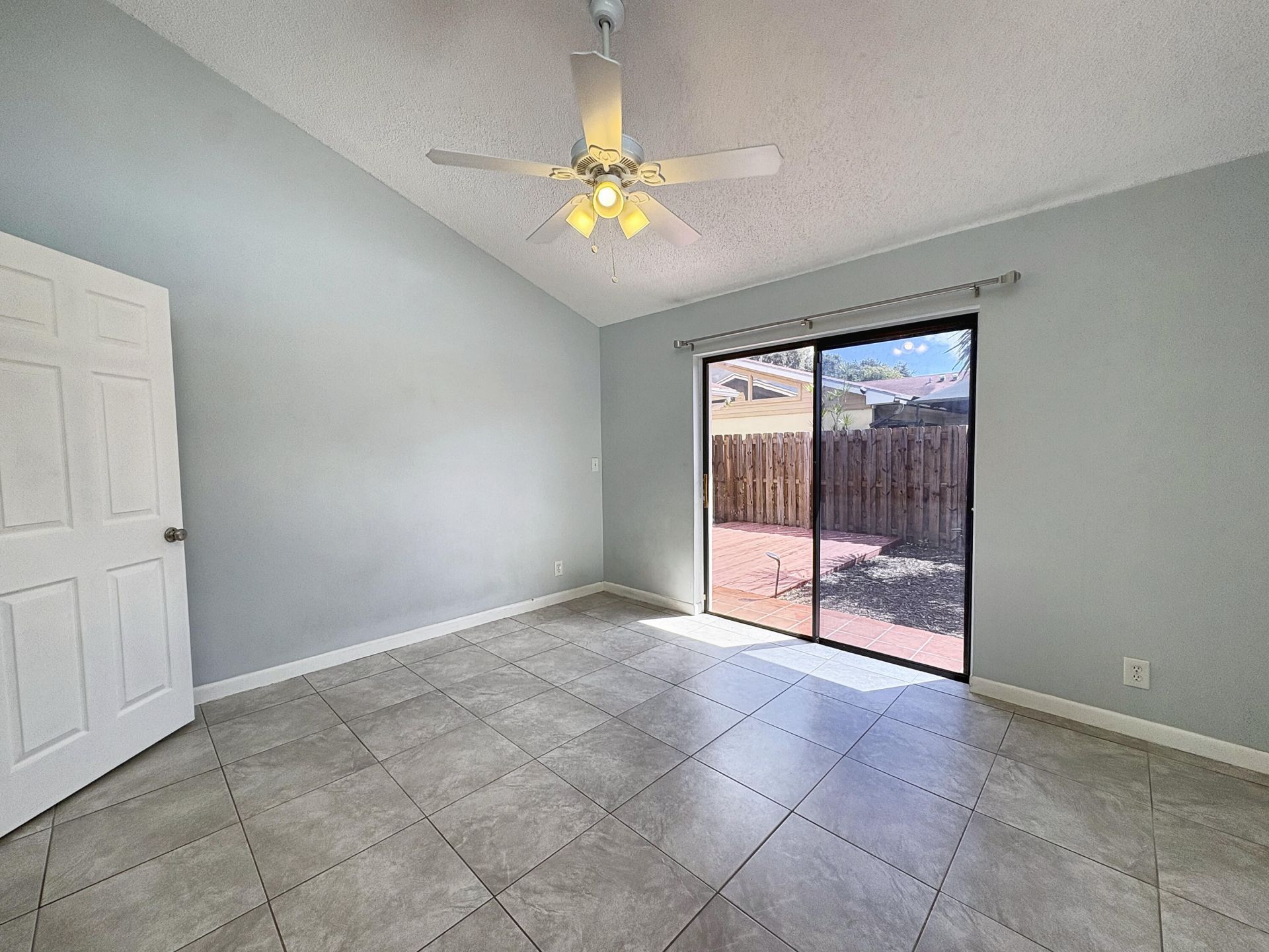 4373 Woodstock Drive, Unit D, West Palm Beach, FL 33409 Photo