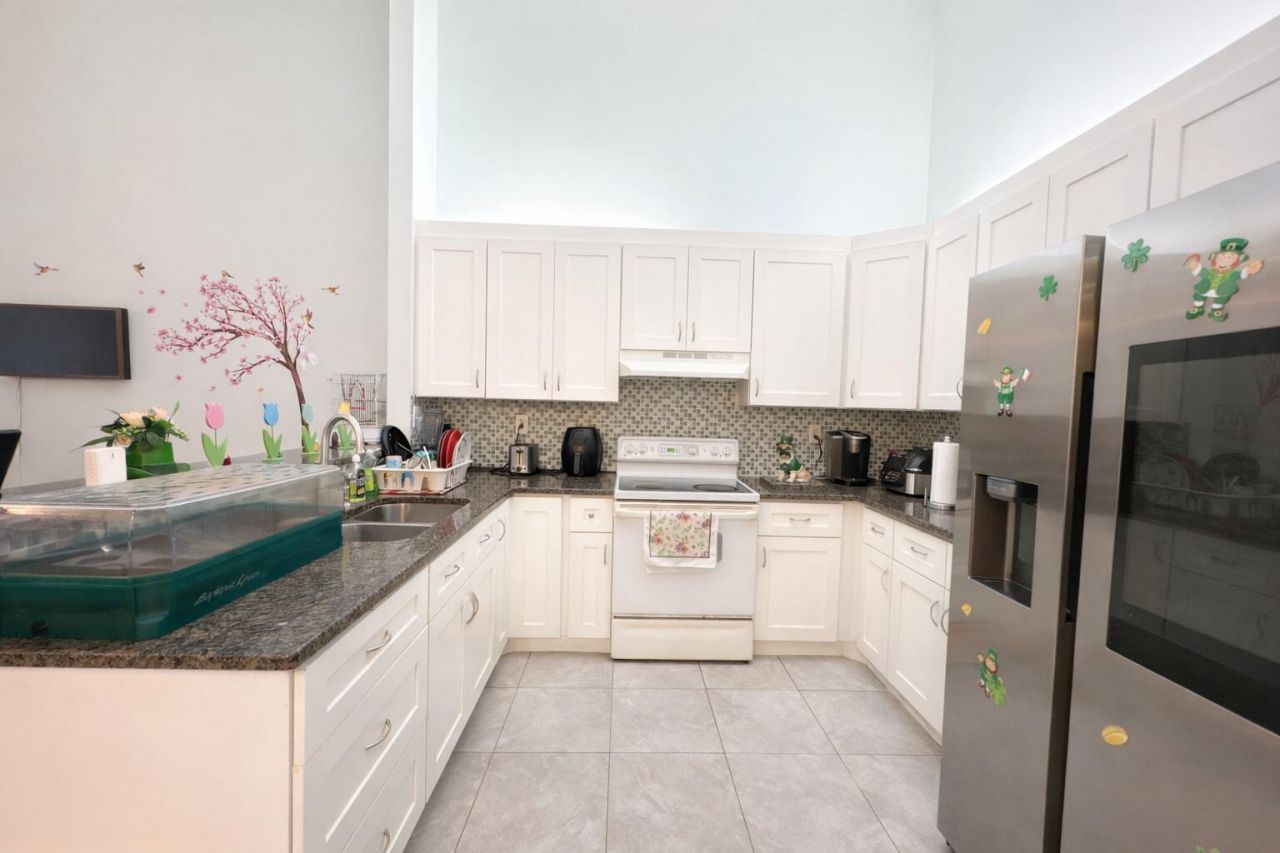 4373 Woodstock Drive, Unit D, West Palm Beach, FL 33409 Photo