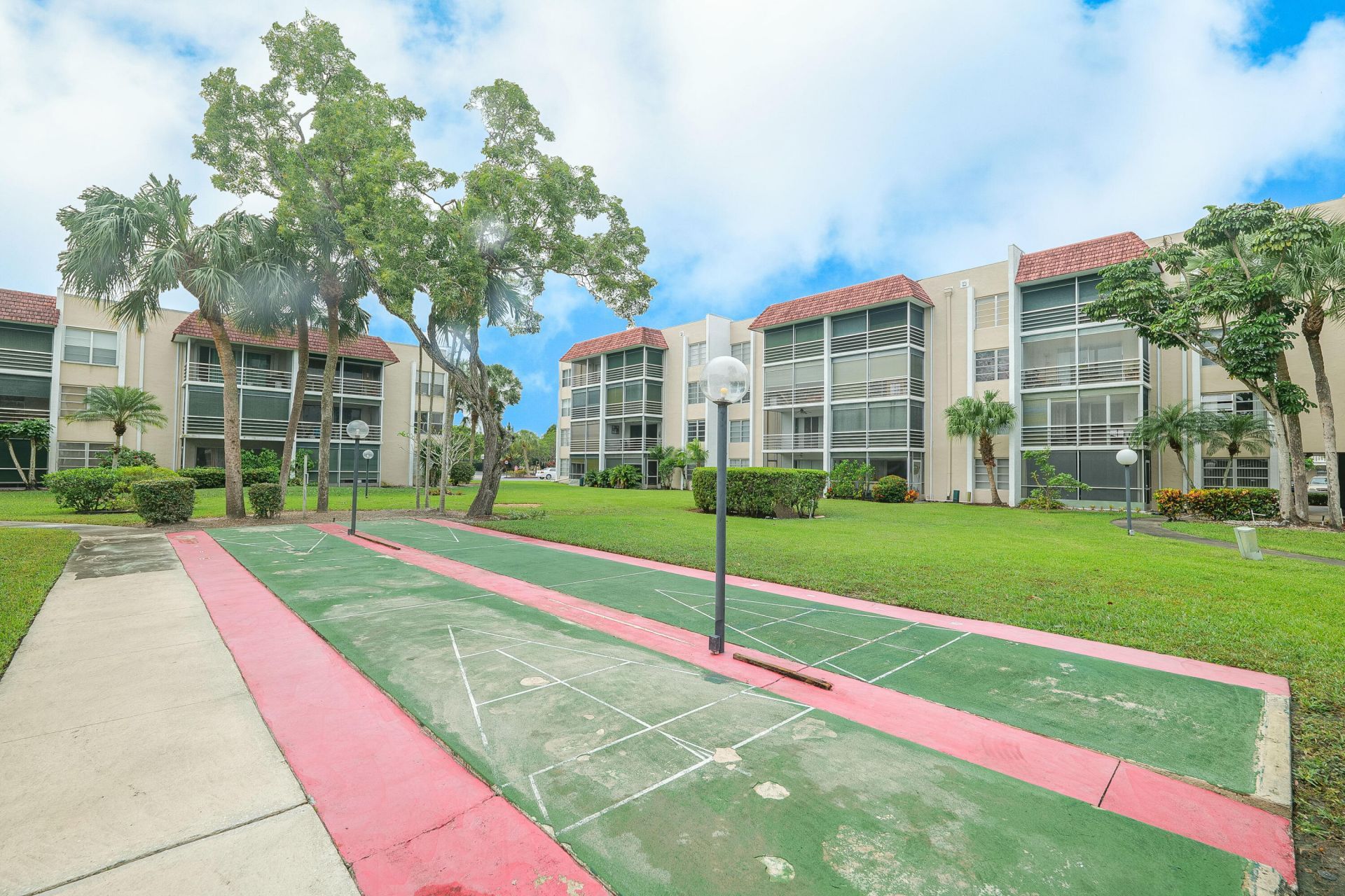 3531 Inverrary Drive, Unit 105, Lauderhill, FL 33319 Photo