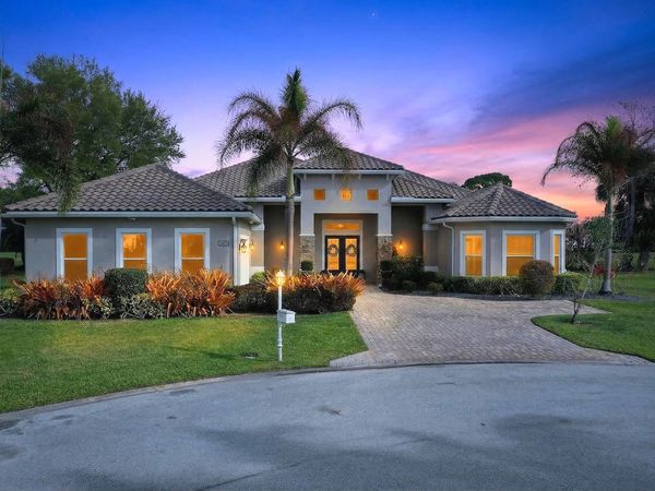 1433 SW Osprey Cove, Port St. Lucie, FL 34986