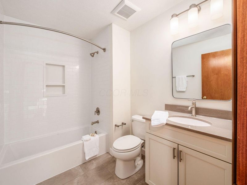 5287 Genoa Farms Boulevard, Westerville, OH 43082 Photo 17