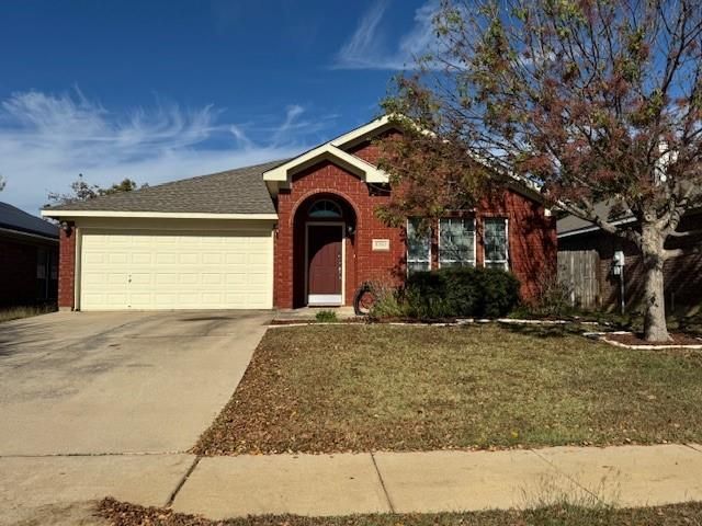 8353 Riversprings Drive, Fort Worth, TX 76053 Main Photo