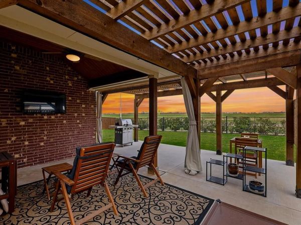 1020 Embers Lane, Denton, TX 76201