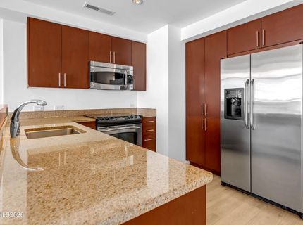 255 N Sierra Street, Unit 511, Reno, NV 89501 Photo