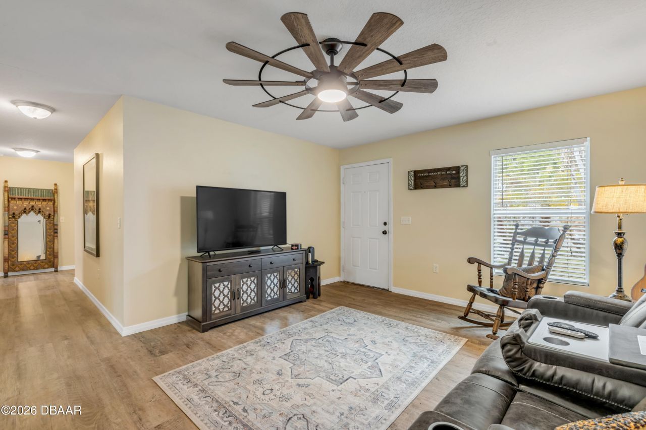 517 Aeolian Drive, New Smyrna Beach, FL 32168 Photo