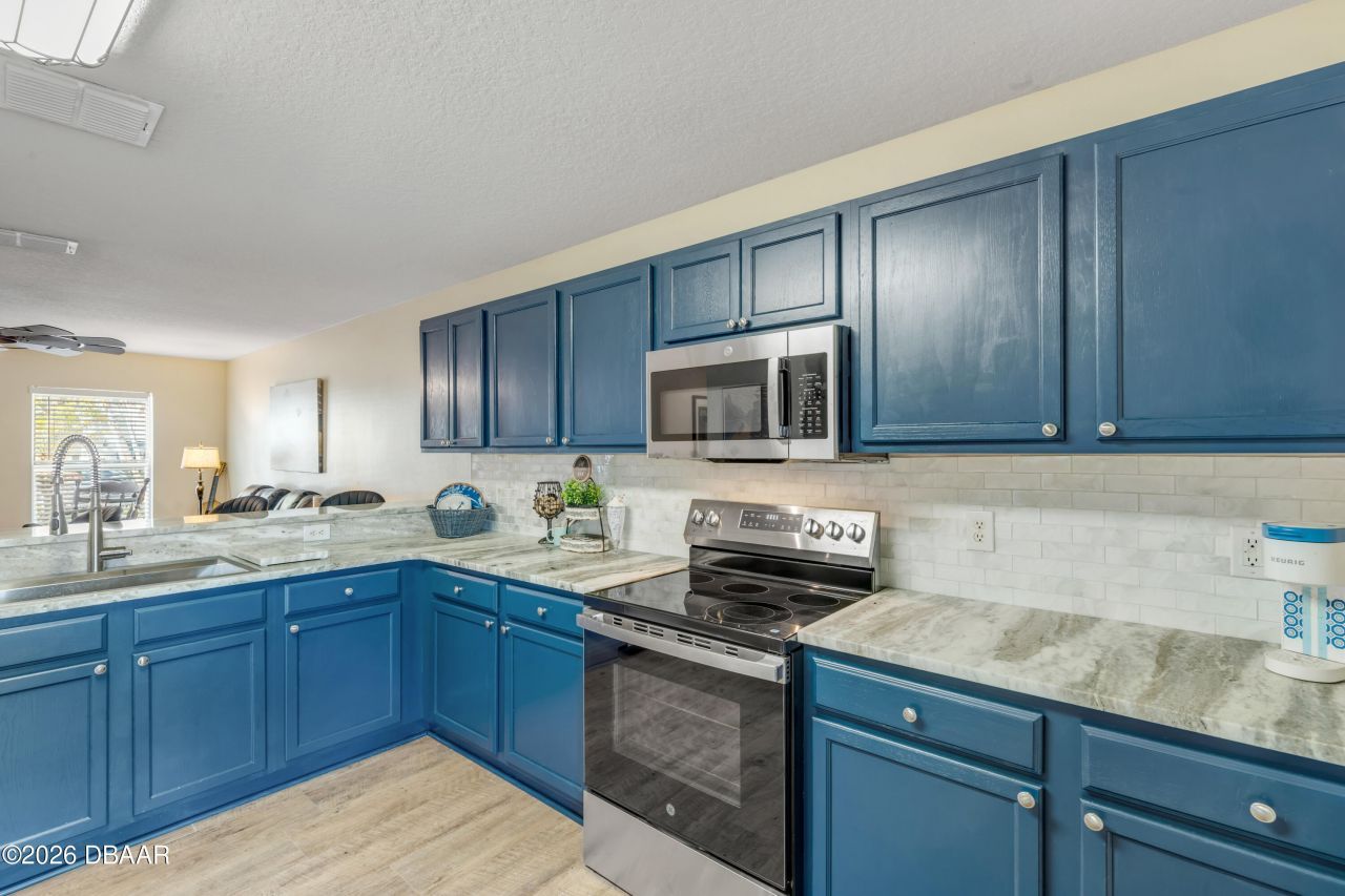 517 Aeolian Drive, New Smyrna Beach, FL 32168 Photo