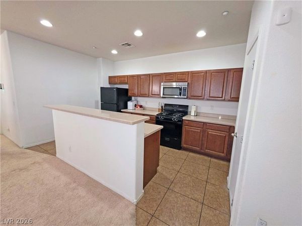 4437 Dover Straight Street , Unit 302, Las Vegas, NV 89115