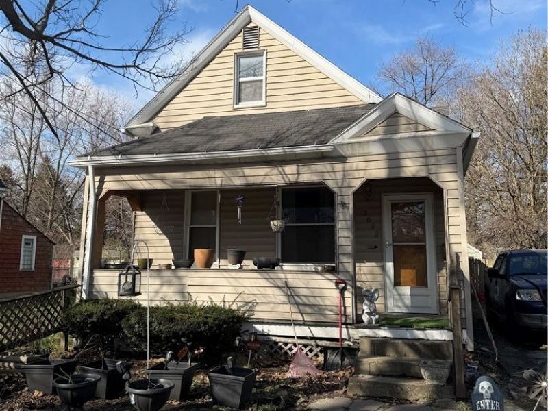 3692 E 52nd Street , Cleveland, OH 44105 Photo 1