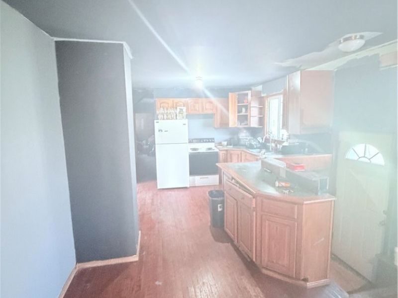 3692 E 52nd Street , Cleveland, OH 44105 Photo 6