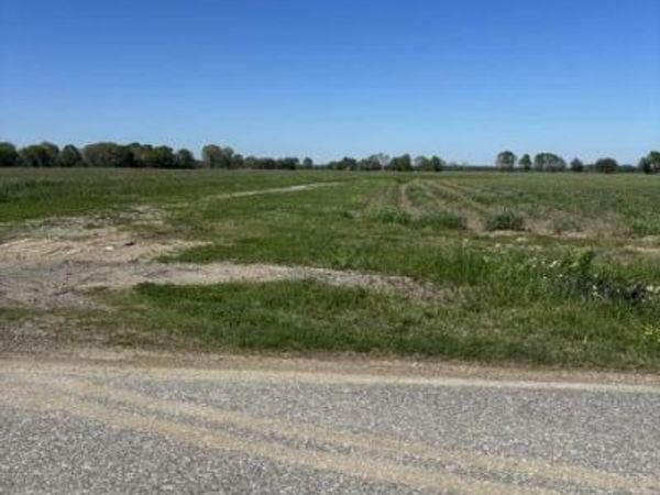 W Albert Road, Abbeville, LA 70510